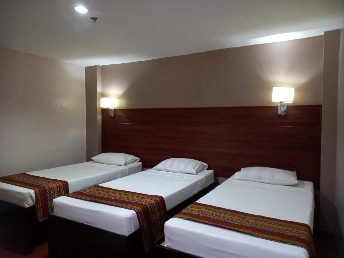 W Hotel Замбоанга Екстериор снимка